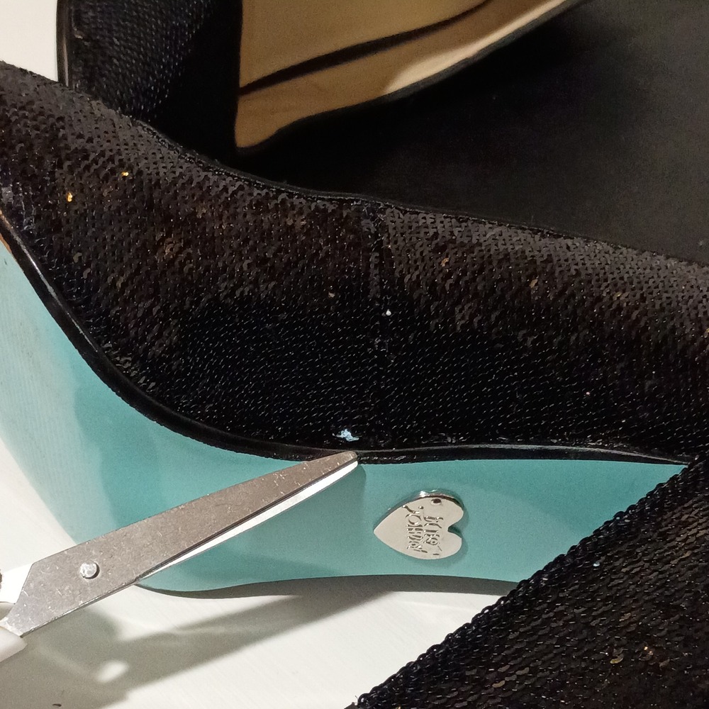 Betsey Johnson SB-Lou Black Sequin Chunky Heels Size 9.5 Shiny Sexy‎ Pumps - Picture 7 of 15